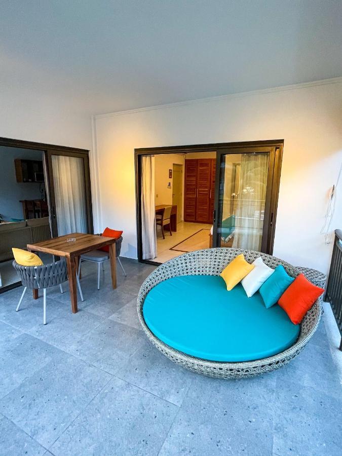 Nautilus Apartments アンス・ロワイヤル エクステリア 写真